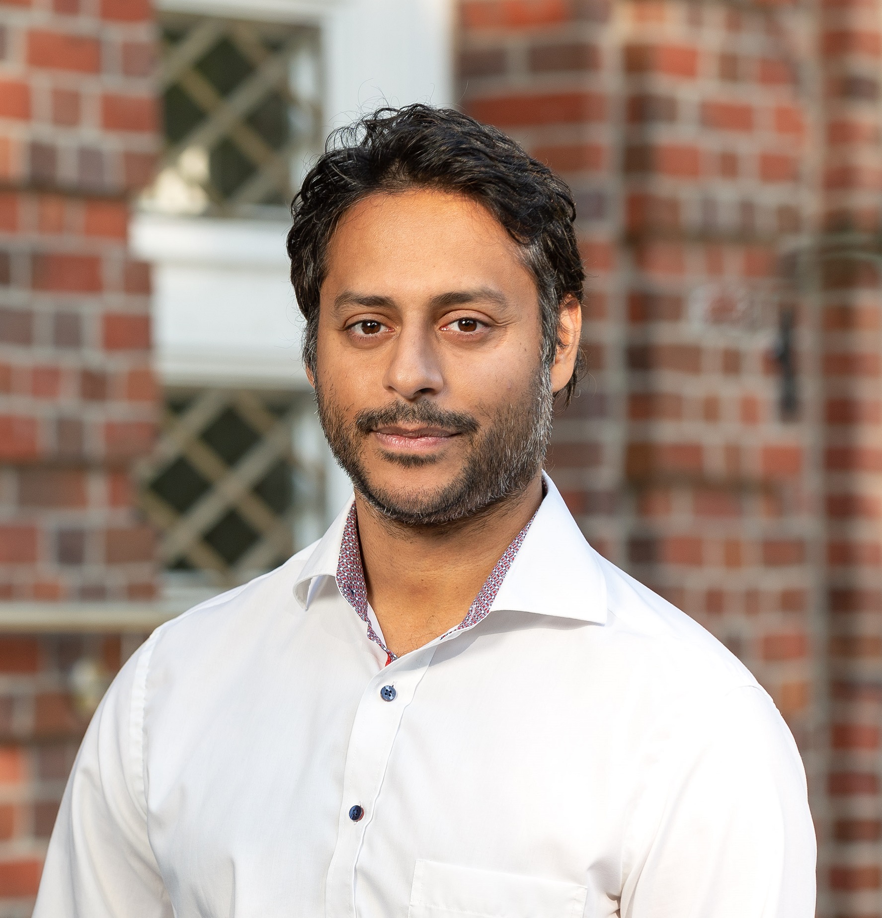 Prof. Dr. Julian Varghese