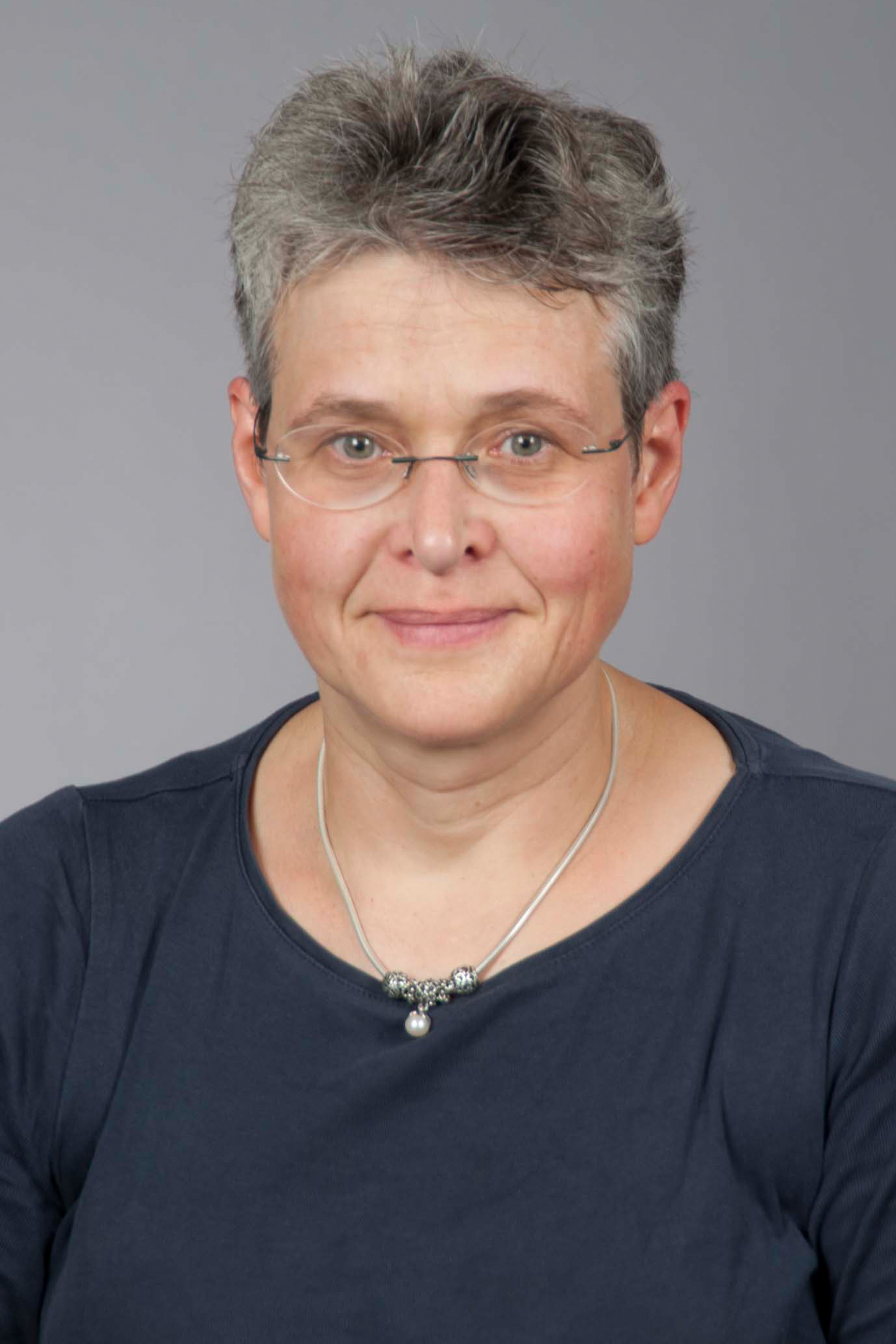 Dr. Irene Schmidtmann